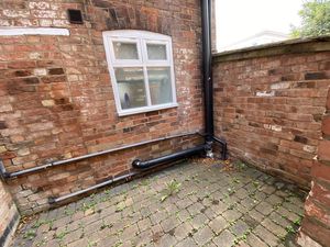 Photo 8- click for photo gallery